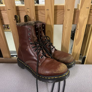 Fur-lined brown leather Dr.Martens boots