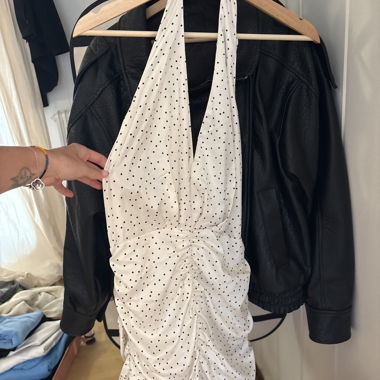Robe blanche a pois