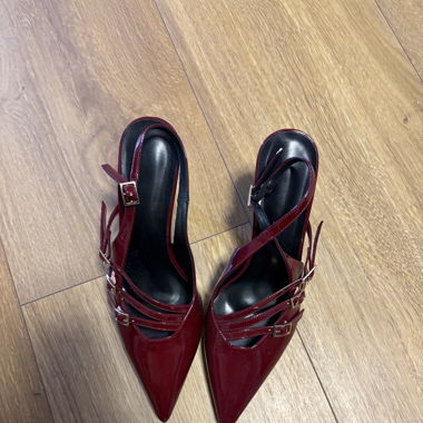 Escarpins vernis rouge bordeaux vintage