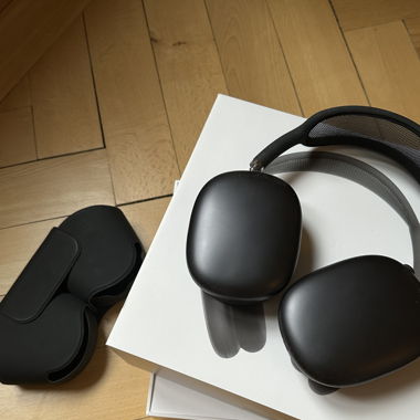 Apple AirPods Max