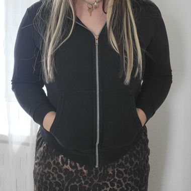 Felpa con zip nera