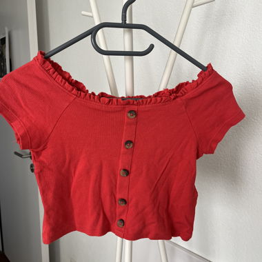 Off-Shoulder Crop Top