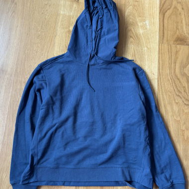 Blauer Hoodie-Sweater