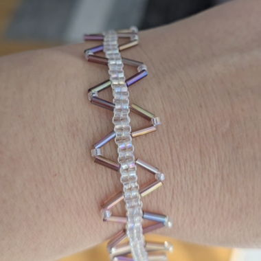 Bracelet en perles de rocaille fait main 