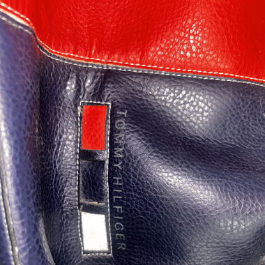 Alte Tommy- Hilfiger Tasche