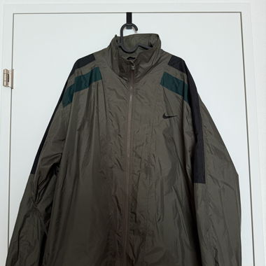 Vintage Nike rain jacket 