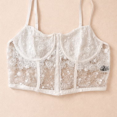 Top SHEIN in pizzo bianco – stile corsetto