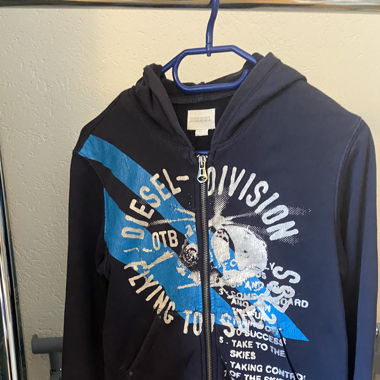 Pull avec capuche 
