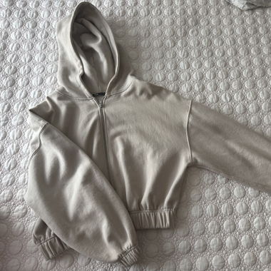Beige sweat