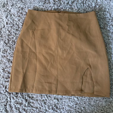 Brown mini skirt