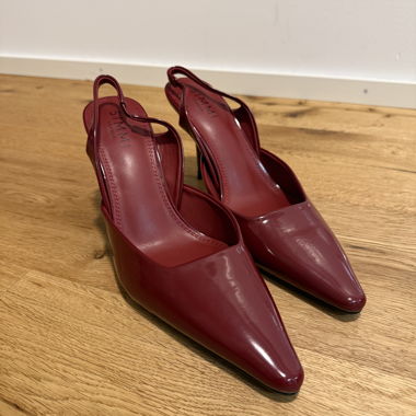 Décolleté Slingback bordeaux con tacco alto