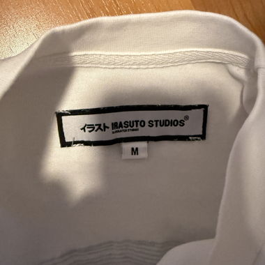 T-shirt graphique blanc IRASUTO STUDIOS M