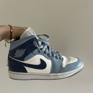 Air Jordan 1 bleu
