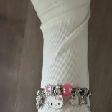 Hello kitty charm bracelet 