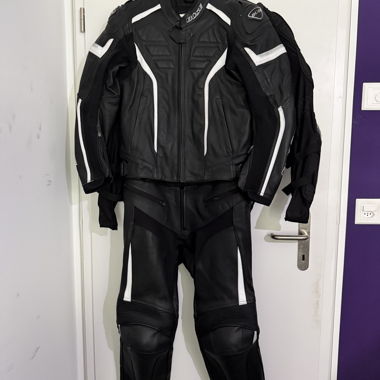 Motorcycle leather suit