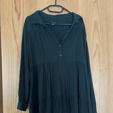 Amisu Kleid – Grösse 42 – wie neu