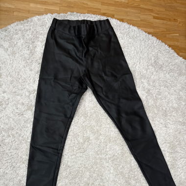 Leggings aus Kunstleder