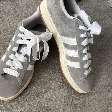 Adidas campus