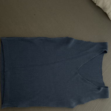 Blaues Strickoberteil 