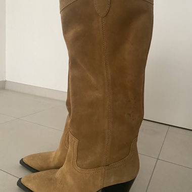 High heeled boots - camel