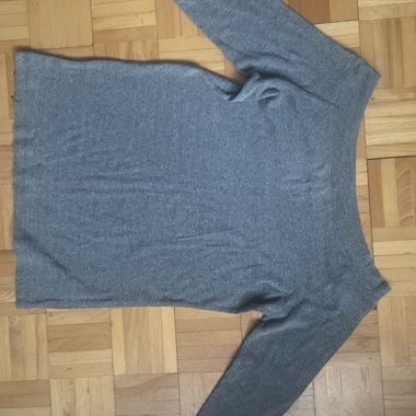 Haut gris 