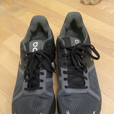On Laufschuhe Cloudace