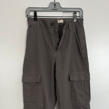 Pantalon gris 36