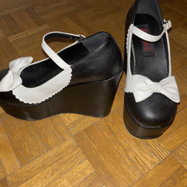 Heels from the brand Demonia (Poison-04)