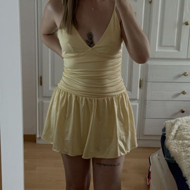 Robe jaune
