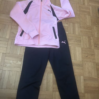 Survêtement Puma rose et noir