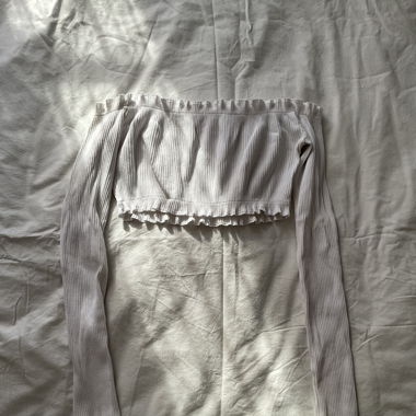 Crop top épaules dénudées 