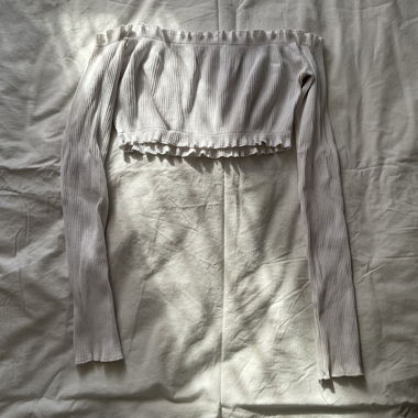 Crop top épaules dénudées 