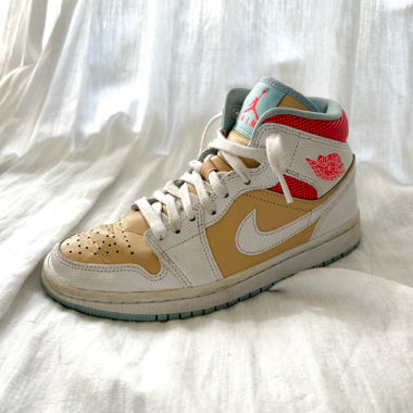 Nike Air Jordan High-Top Sneakers