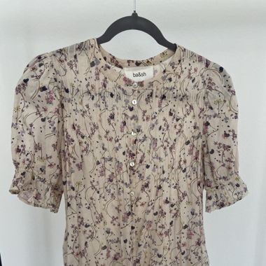 Ba&sh top