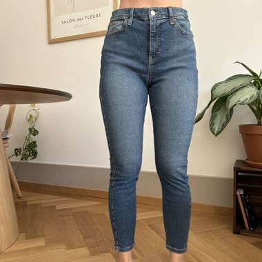 Skinny jeans