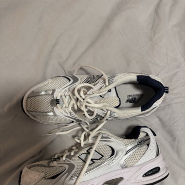 New Balance 530
