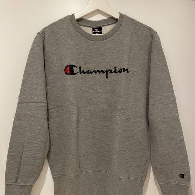 Champion Pullover / Sweatshirt