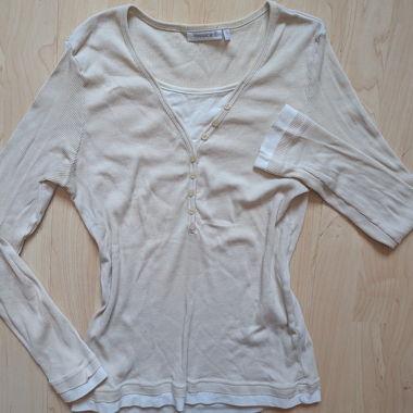 Yessica Ripp Longsleeve
