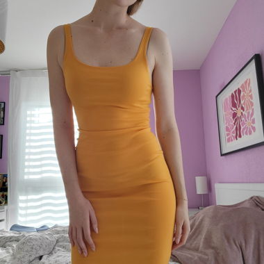 Bodycon yellow dress