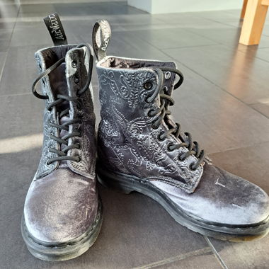Silberne Vintage dr. martens