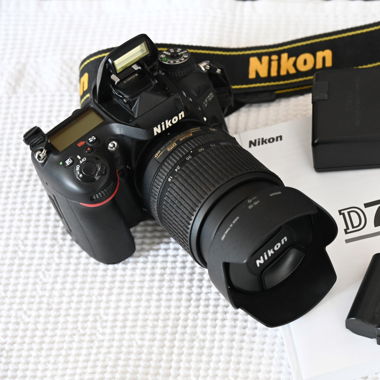 Nikon D7100 avec zoom 18-105