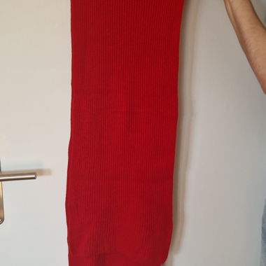 HALLHUBER Red ribbed knit scarf