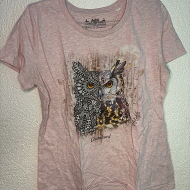 T-shirt rose avec imprimé hiboux