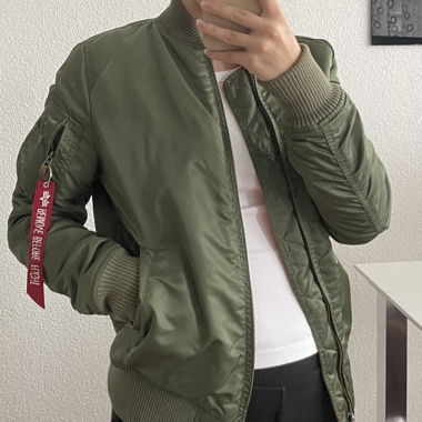 Alpha Industries Bomberjacke - sage green