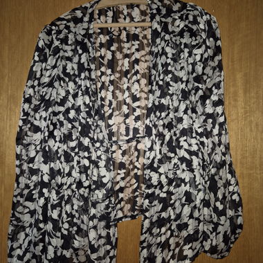 Black and White Floral Kimono Shirt