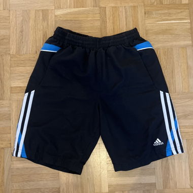 Short Adidas