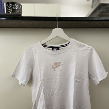 Nike T-shirt