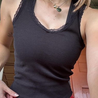 Top a fascia in pizzo nero