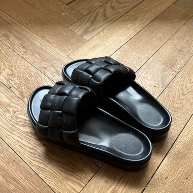 INUIKII slides