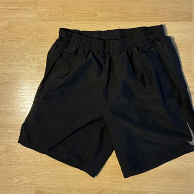 Short de course Nike 